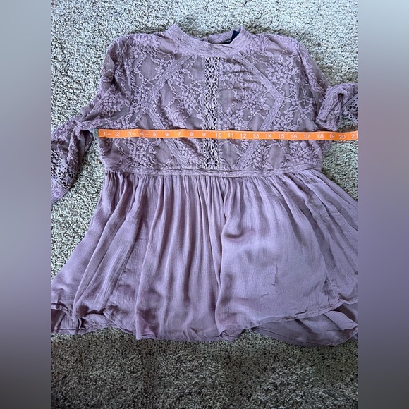 American Eagle Outfitters Lace Blouse in Dusty Pink - Picture 4 of 5